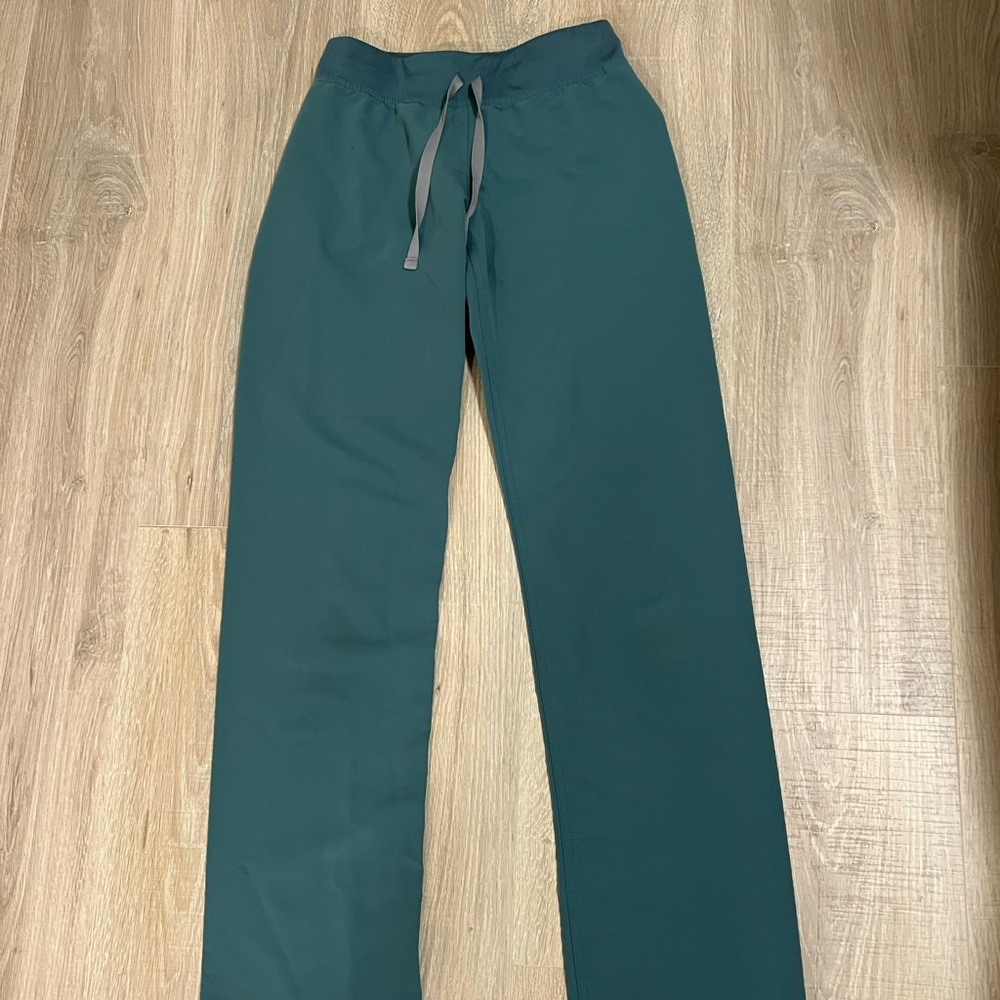 Figs Livingston Basic Scrub Pants in Hydrogreen